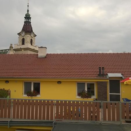 Penzion Toscana Lanžhot 外观 照片